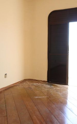 Apartamento à venda com 220m², 3 quartos e 3 vagasSuíte