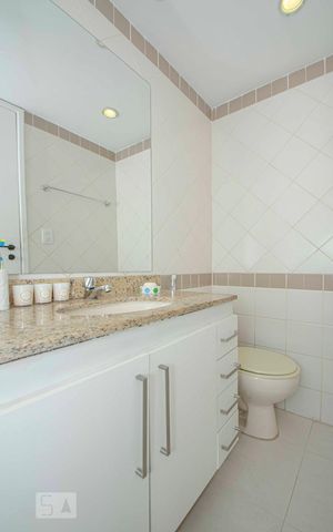 Apartamento para alugar com 68m², 2 quartos e 1 vagaBanheiro