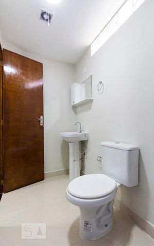Casa para alugar com 30m², 1 quarto e sem vagaBanheiro - Suíte