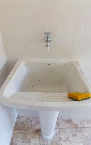Casa para alugar com 30m², 1 quarto e sem vagaÁrea de Serviço