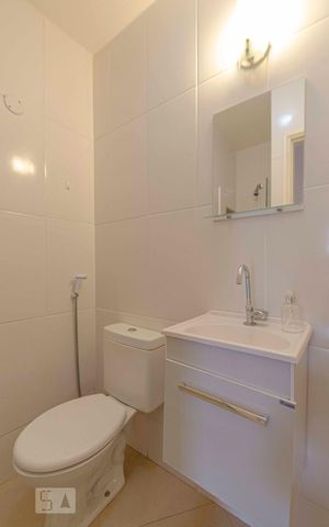 Apartamento para alugar com 105m², 3 quartos e sem vagaSuite