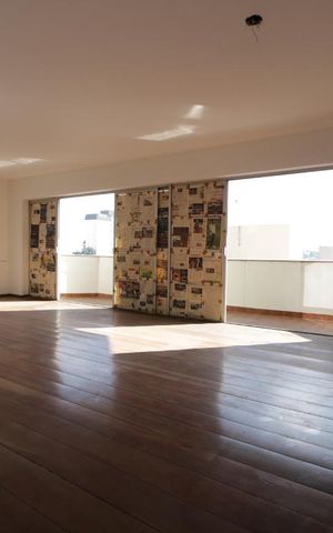 Apartamento à venda com 234m², 4 quartos e 3 vagassala