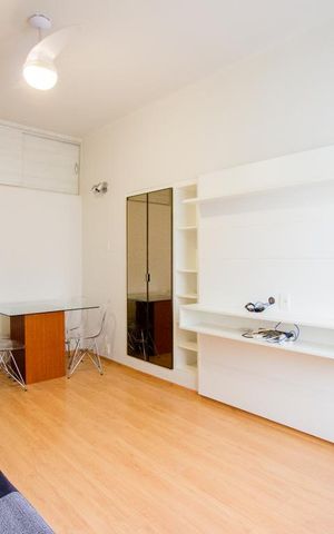 Apartamento à venda com 39m², 1 quarto e sem vaga Apartamento à venda com 39m², 1 quarto e sem vagaSala - Primeiro Andar