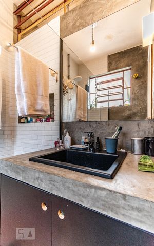 Apartamento à venda com 55m², 2 quartos e sem vaga Apartamento à venda com 55m², 2 quartos e sem vagaSuíte - Banheiro