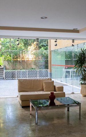 Apartamento à venda com 132m², 3 quartos e 2 vagas Apartamento à venda com 132m², 3 quartos e 2 vagasHALL SOCIAL
