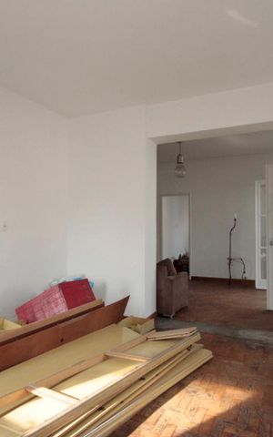 Apartamento à venda com 110m², 2 quartos e sem vagaSala