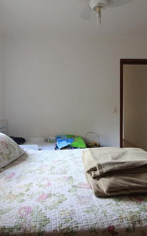 Casa à venda com 150m², 2 quartos e 2 vagasSuíte