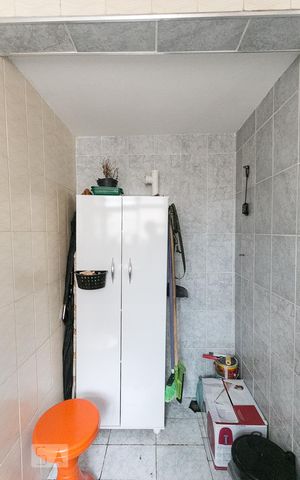 Apartamento à venda com 64m², 3 quartos e 1 vagaÁrea de serviço 