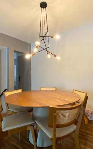 Apartamento à venda com 240m², 3 quartos e 2 vagas Apartamento à venda com 240m², 3 quartos e 2 vagasSala de Jantar