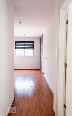 Apartamento à venda com 42m², 2 quartos e sem vaga Apartamento à venda com 42m², 2 quartos e sem vagaSala