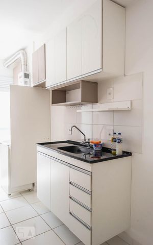 Apartamento à venda com 42m², 2 quartos e sem vaga Apartamento à venda com 42m², 2 quartos e sem vagaCozinha
