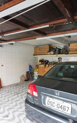 Casa à venda com 250m², 5 quartos e 2 vagasGaragem