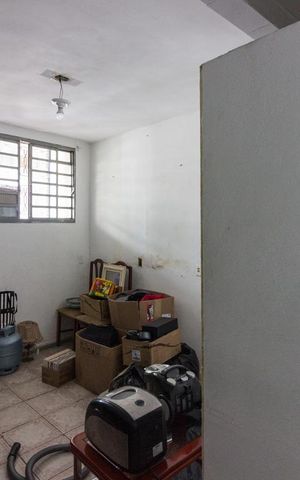 Casa à venda com 250m², 5 quartos e 2 vagasQuarto 6
