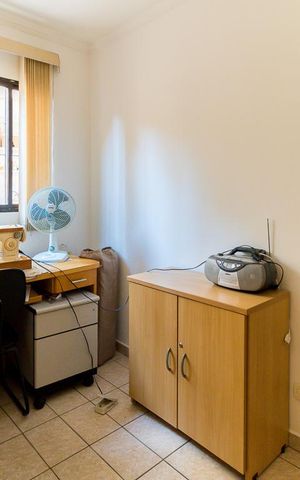 Casa à venda com 340m², 5 quartos e 4 vagas Casa à venda com 340m², 5 quartos e 4 vagasQuarto de Serviço 1