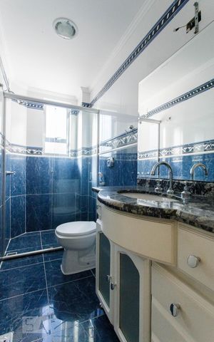 Apartamento para alugar com 75m², 2 quartos e 2 vagas Apartamento para alugar com 75m², 2 quartos e 2 vagasBanheiro