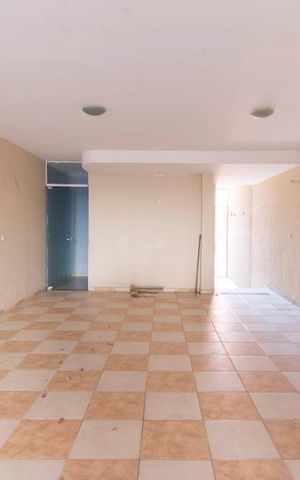Casa à venda com 245m², 4 quartos e 4 vagasGaragem