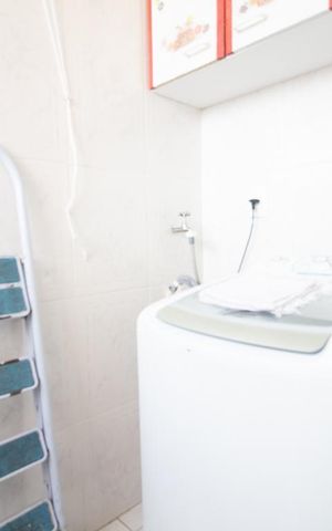Apartamento à venda com 60m², 2 quartos e 1 vaga Apartamento à venda com 60m², 2 quartos e 1 vagaÁrea de Serivço