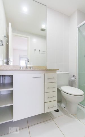 Apartamento para alugar com 76m², 2 quartos e 2 vagasSuíte - Quarto 2
