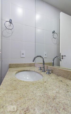 Apartamento para alugar com 76m², 2 quartos e 2 vagasSuíte - Quarto 2