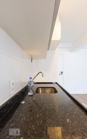 Apartamento para alugar com 76m², 2 quartos e 2 vagasCozinha