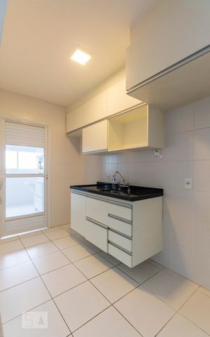 Apartamento para alugar com 76m², 2 quartos e 2 vagasCozinha