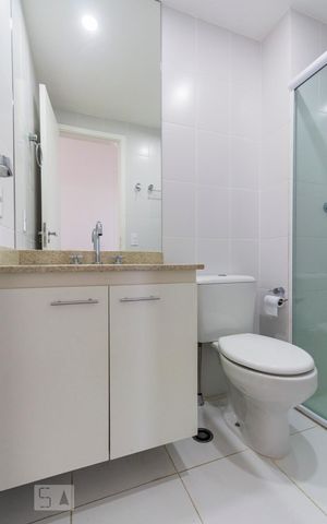 Apartamento para alugar com 76m², 2 quartos e 2 vagasBanheiro Social