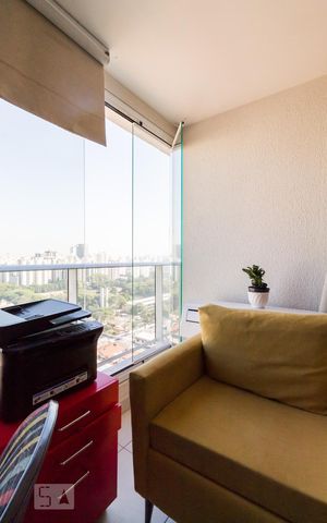 Studio à venda com 35m², 1 quarto e 1 vaga Studio à venda com 35m², 1 quarto e 1 vagaSacada