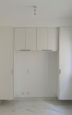 Studio para alugar com 28m², 1 quarto e 1 vagaStudio (Armários)