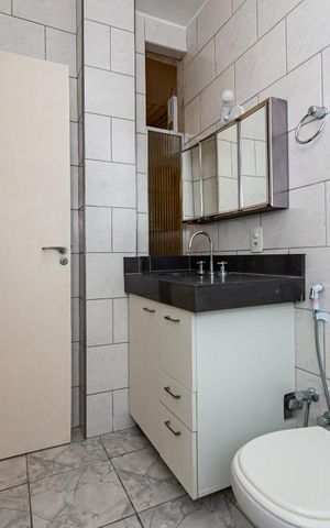 Apartamento à venda com 70m², 2 quartos e sem vagaBanheiro