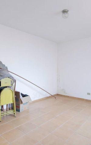 Casa à venda com 300m², 3 quartos e 8 vagasQuarto de Serviço
