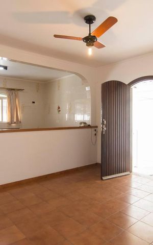 Casa à venda com 300m², 3 quartos e 8 vagasCozinha
