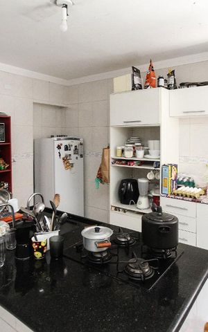 Casa para alugar com 220m², 4 quartos e 1 vaga Casa para alugar com 220m², 4 quartos e 1 vagaCozinha