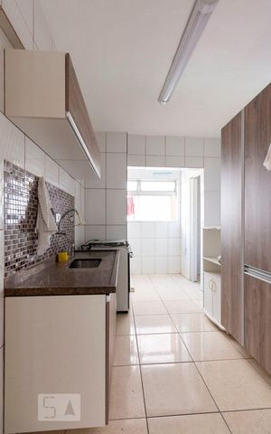 Apartamento para alugar com 70m², 2 quartos e 1 vagaCozinha