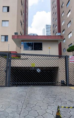 Apartamento para alugar com 70m², 2 quartos e 1 vagaFachada