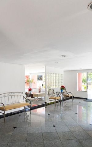 Apartamento para alugar com 70m², 2 quartos e 1 vagaHall social