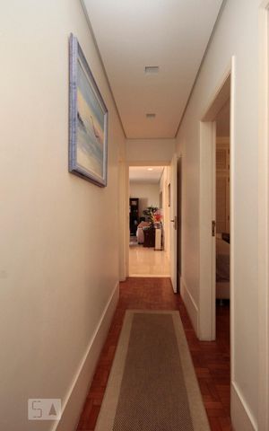 Apartamento à venda com 144m², 3 quartos e 1 vagaCorredor