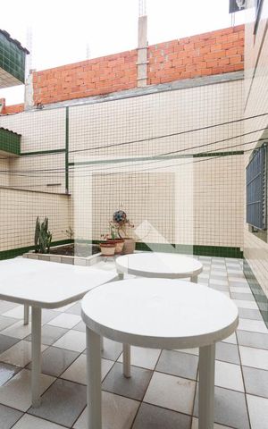 Casa à venda com 373m², 3 quartos e 2 vagas Casa à venda com 373m², 3 quartos e 2 vagasÁrea Externa
