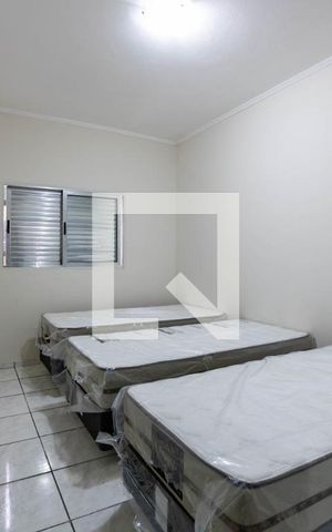 Casa à venda com 373m², 3 quartos e 2 vagas Casa à venda com 373m², 3 quartos e 2 vagasQuarto 3