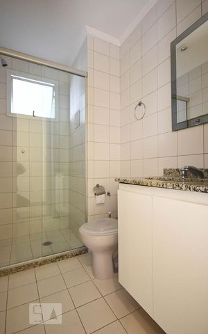 Apartamento para alugar com 66m², 2 quartos e 2 vagas Apartamento para alugar com 66m², 2 quartos e 2 vagasBanheiro