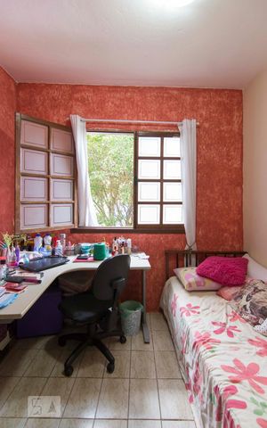 Casa à venda com 226m², 4 quartos e 3 vagasQuarto 3