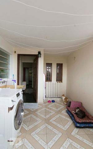 Casa à venda com 226m², 4 quartos e 3 vagasLavanderia