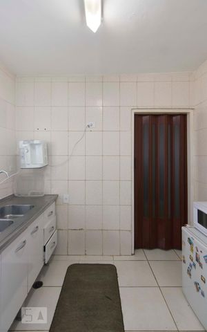 Casa à venda com 226m², 4 quartos e 3 vagasCozinha 1