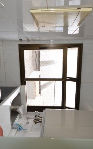Apartamento para alugar com 79m², 3 quartos e 1 vagaÁrea de serviço