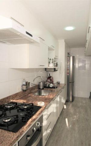 Apartamento para alugar com 132m², 3 quartos e 2 vagas Apartamento para alugar com 132m², 3 quartos e 2 vagasCozinha