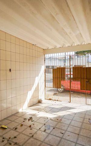 Casa à venda com 80m², 2 quartos e 1 vaga Casa à venda com 80m², 2 quartos e 1 vagaGaragem