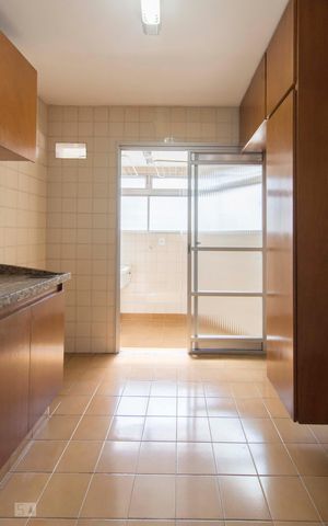 Apartamento para alugar com 70m², 2 quartos e 1 vagaCozinha