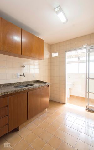 Apartamento para alugar com 70m², 2 quartos e 1 vagaCozinha