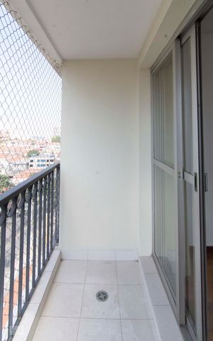 Apartamento para alugar com 70m², 2 quartos e 1 vagaSacada