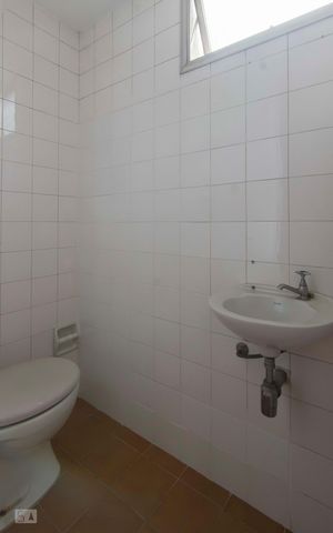 Apartamento para alugar com 70m², 2 quartos e 1 vagaBanheiro de serviço