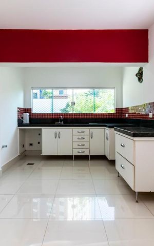 Casa à venda com 286m², 3 quartos e 2 vagas1o. Andar - Cozinha